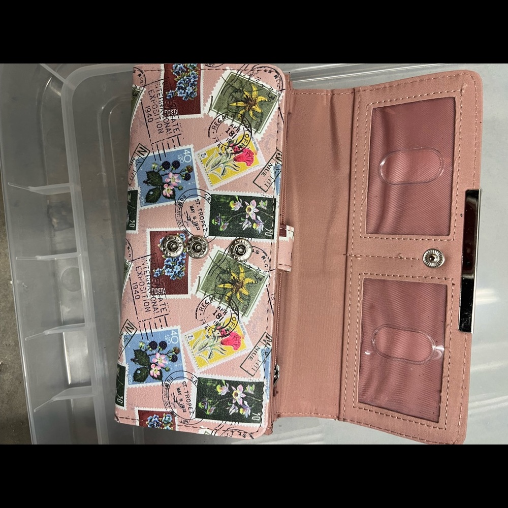 Wallet - Picture 4 of 5